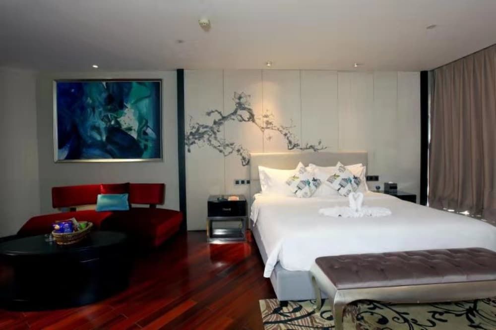 undefined Elite Polink Global Hotel 5