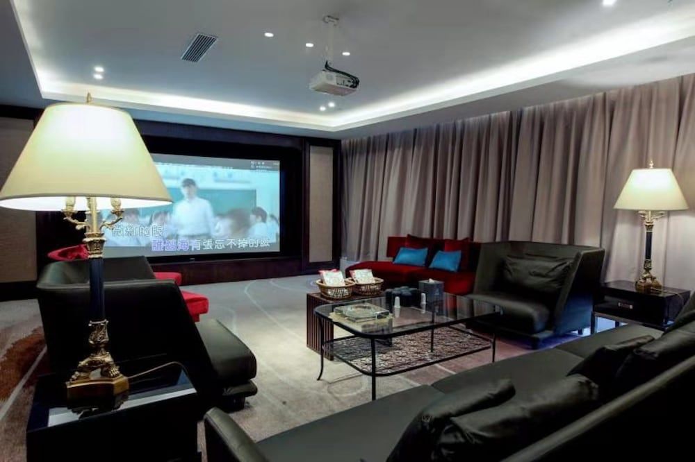 undefined Elite Polink Global Hotel