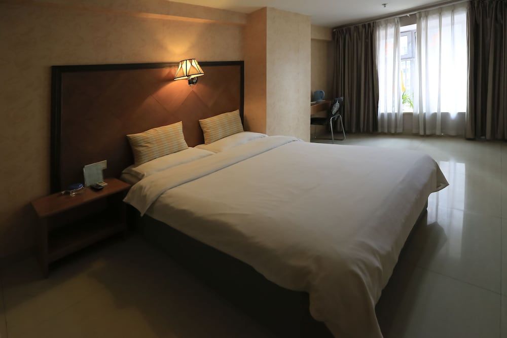 undefined IF Hotel 3