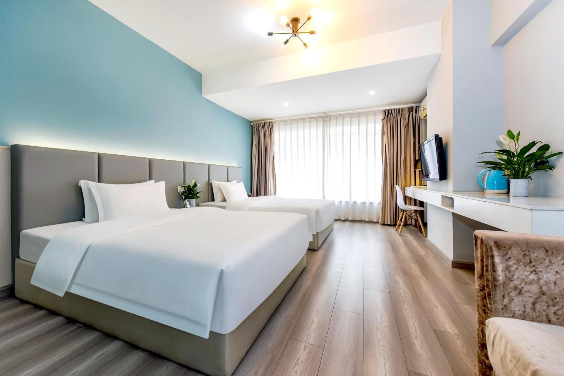undefined IF Hotel 3