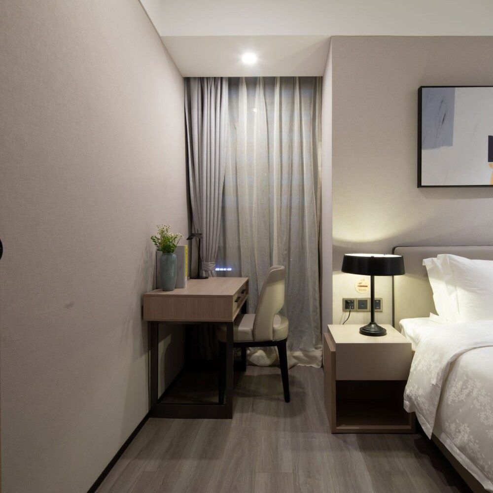 chongqingyitangfuwugongyu Classic Suite 6