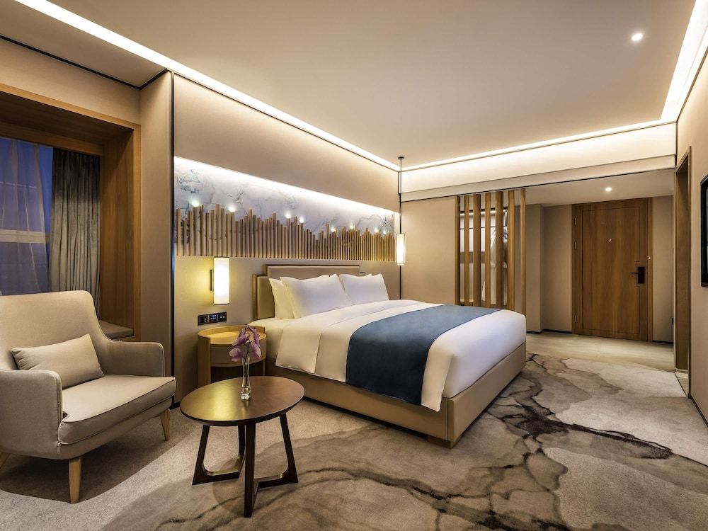 Deluxe Room, 1 King Bed