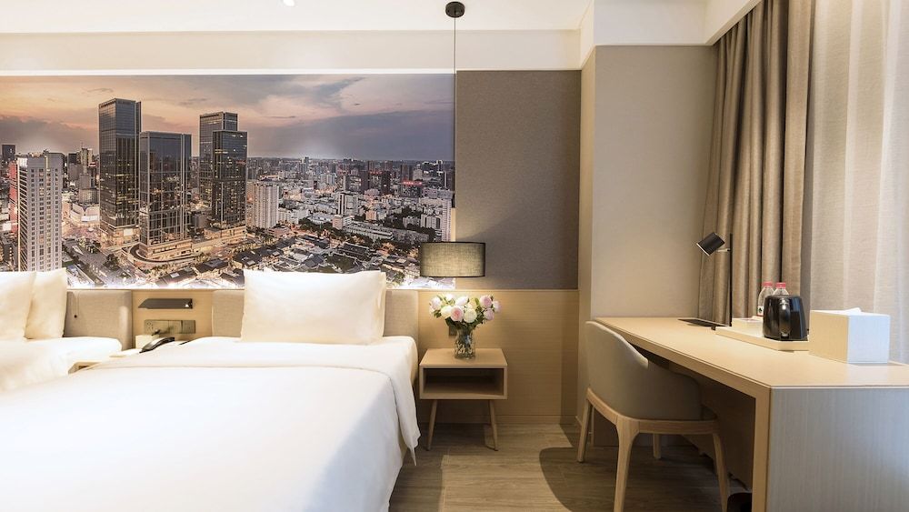 Twin Room (NetEase)