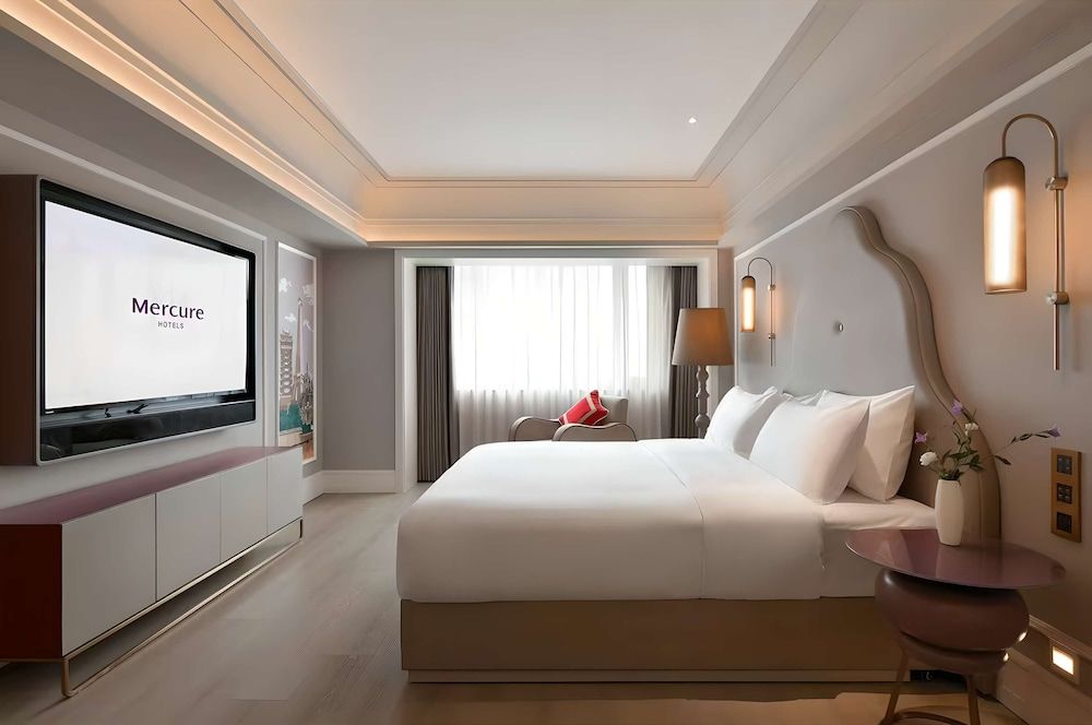 Deluxe Room, 1 King Bed