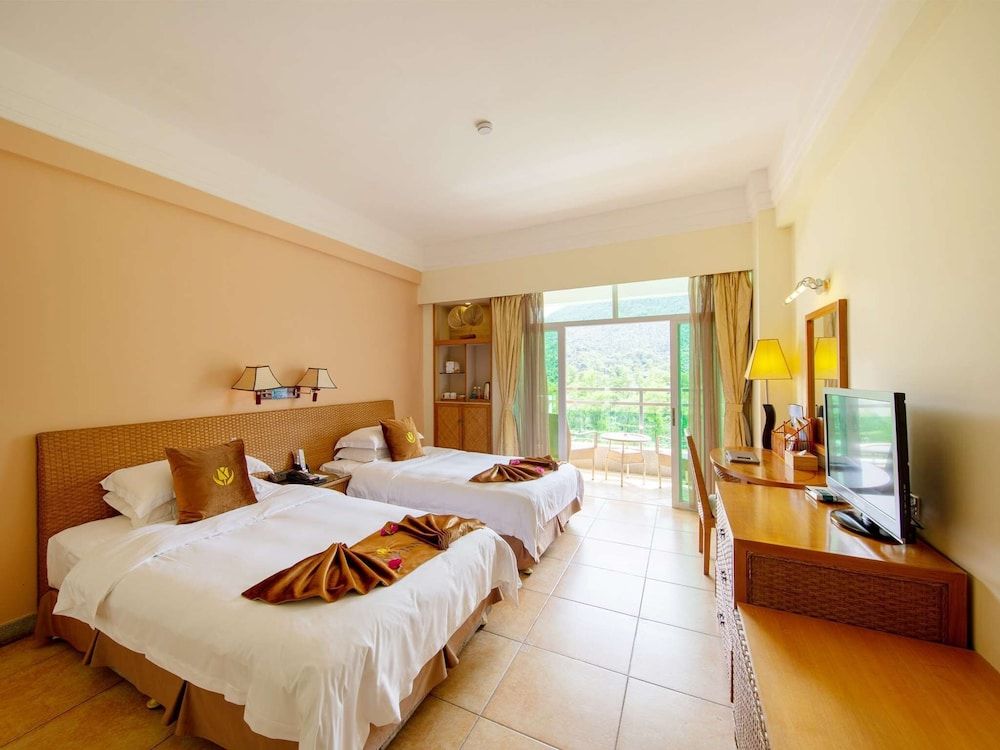 Standard Room, 2 Twin Beds, Garden View