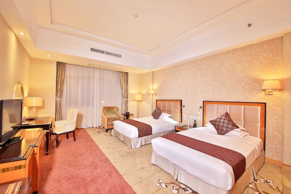Xinhui Country Garden Phoenix Hotel Superior Twin Room, City View 5