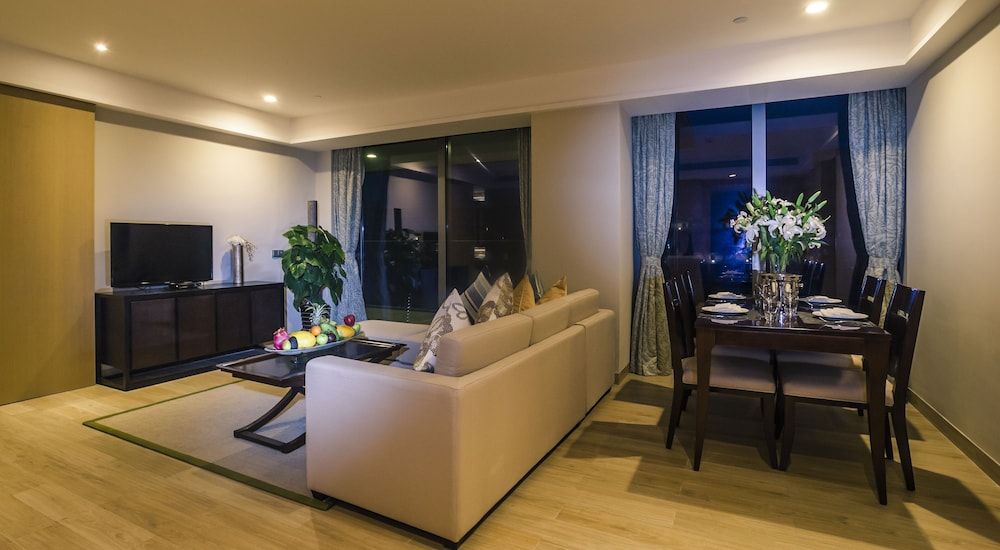 Greentown Sea View Suite