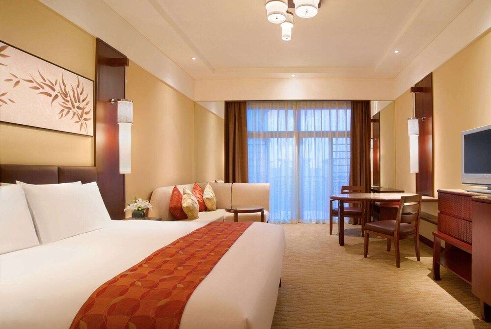 Deluxe Suite, 1 King Bed