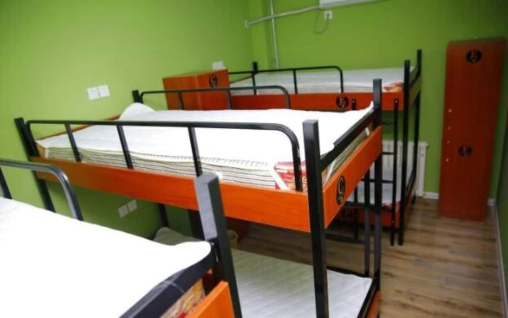 Bed in 6-bed Female Dormitory Room