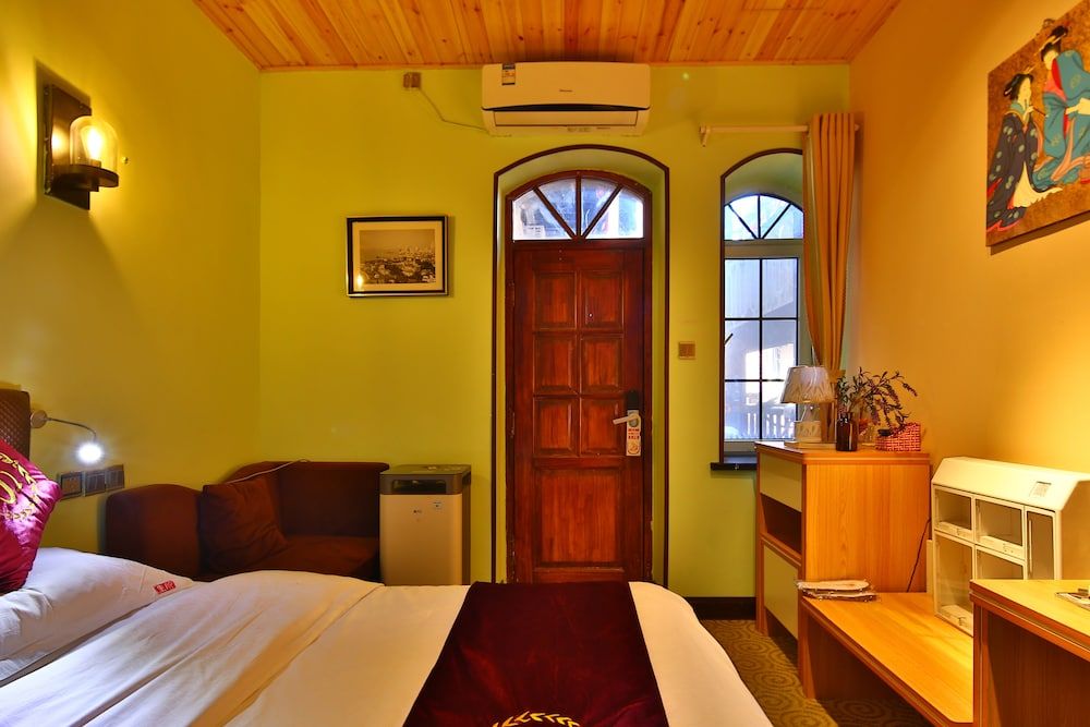 Classic Double Room
