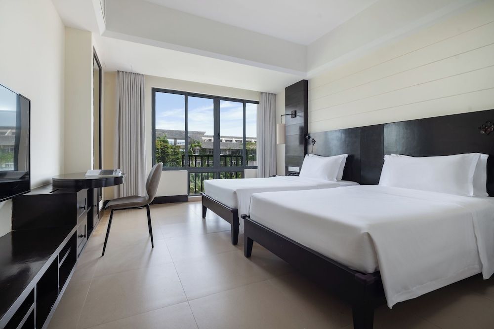 Superior Room, 2 Double Beds, Non Smoking, Garden View