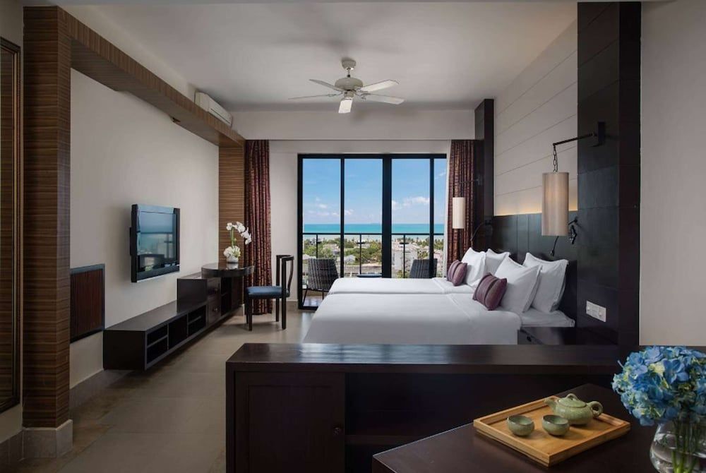 Deluxe Room, 2 Double Beds, Non Smoking, Sea View