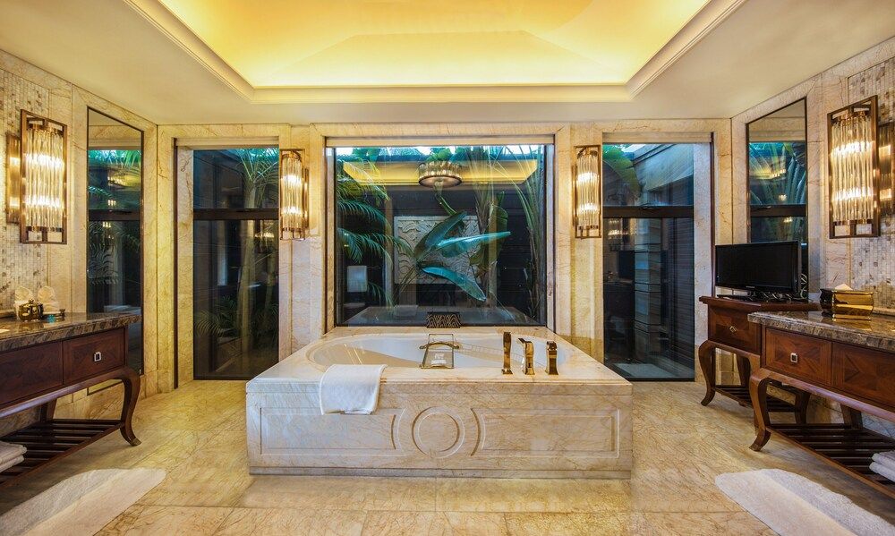 Wanda Reign Resort & Villa Haitang Bay 2 Bedroom Garden View Pool Villa 4