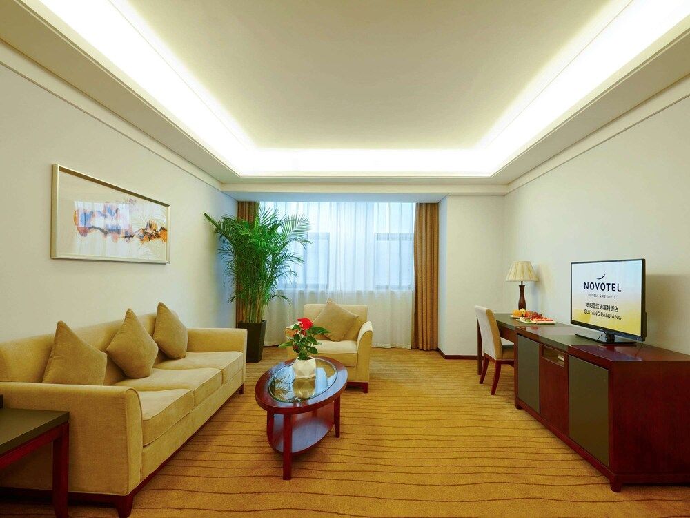 Superior Suite, 1 King Bed
