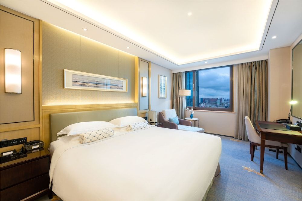 Executive Suite (executive suite)
