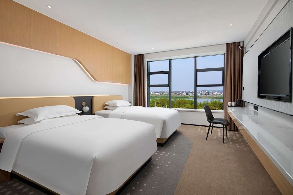Deluxe Room, 2 Double Beds, Non Smoking, View