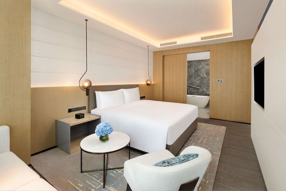 King Premier Suite