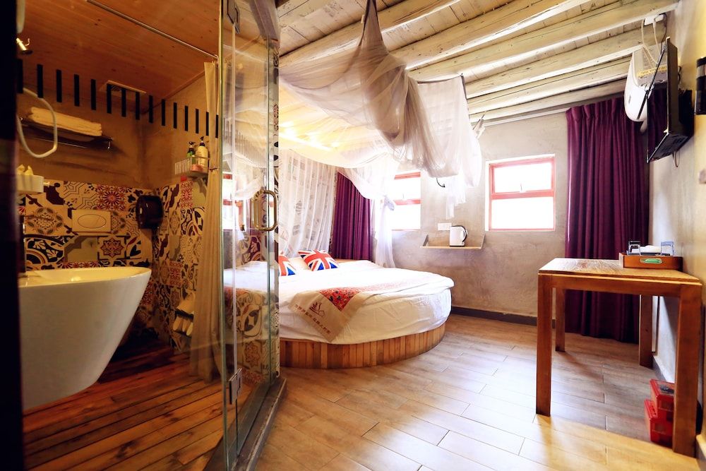 undefined Maan Coco Travelling With Inn No.1 10