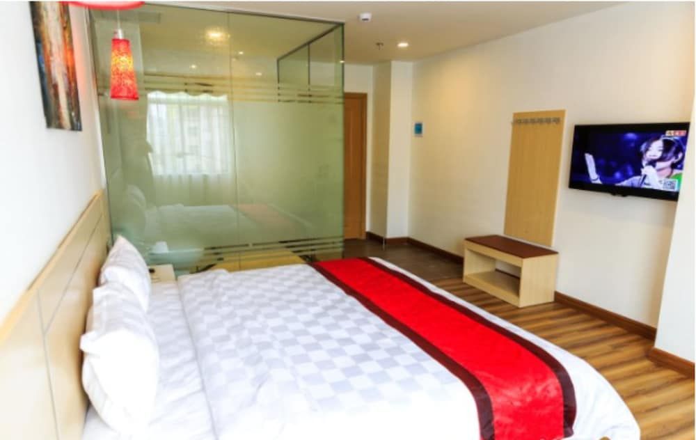 undefined 24 Hours Economic Hotel 2
