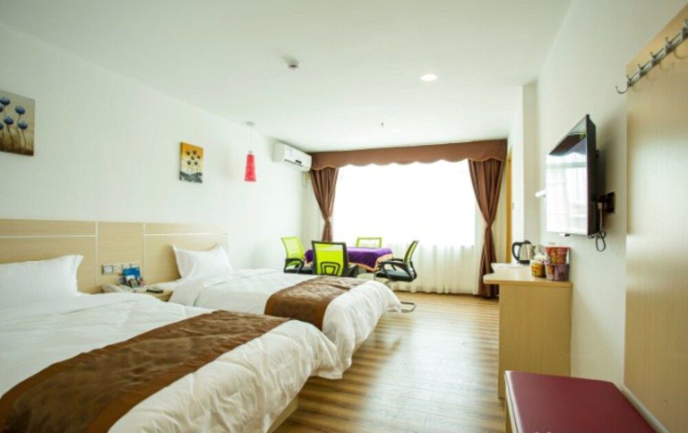 undefined 24 Hours Economic Hotel 8