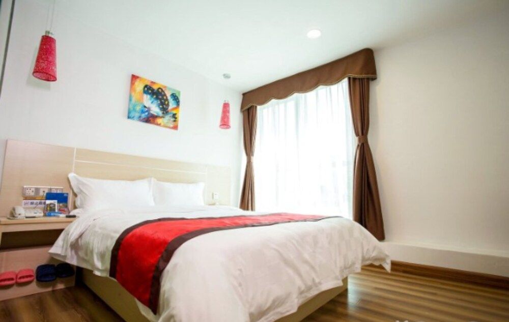 undefined 24 Hours Economic Hotel 3