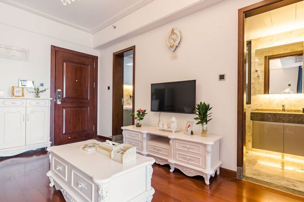 undefined Besten Apartment Shenzhen North Station 4