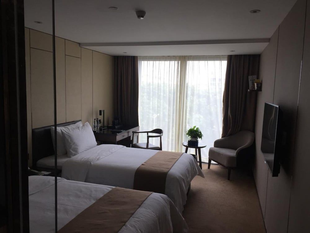 undefined BBHOL Elegant Hotel 3