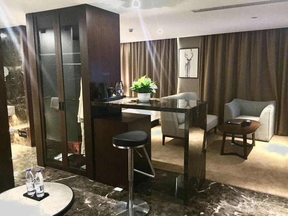undefined BBHOL Elegant Hotel 5