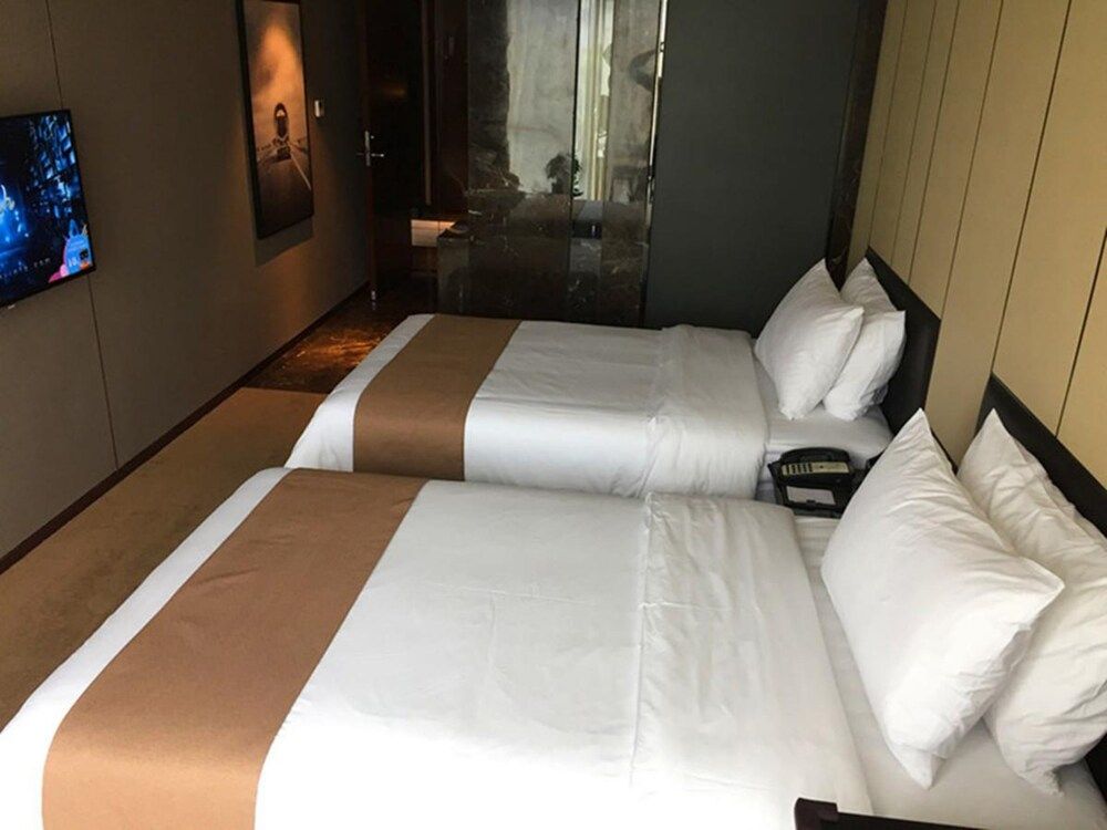 BBHOL Elegant Hotel Classic Twin Room 2