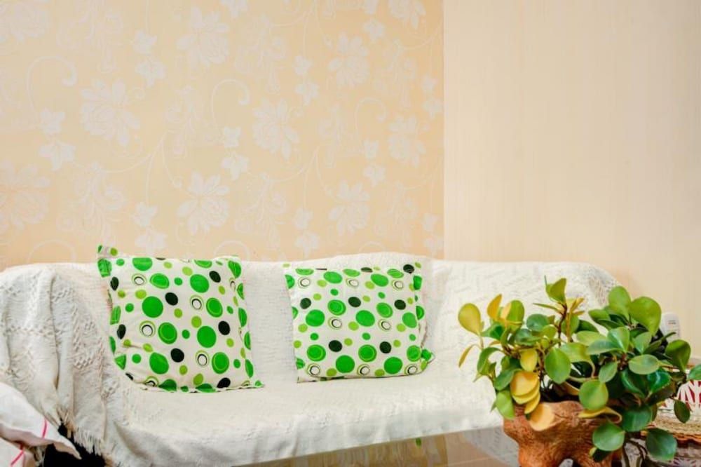 undefined Shenzhen Xinjia Business Apartment 5