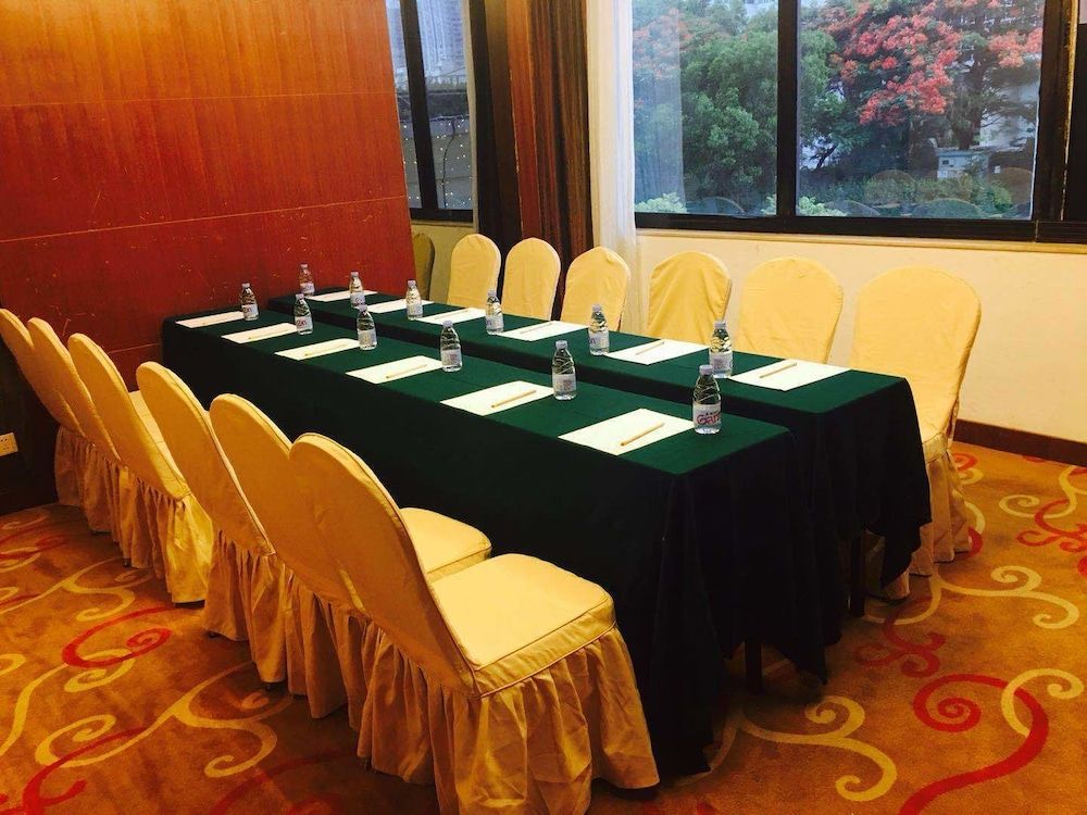 undefined Shenzhen Sichuan Hotel 7