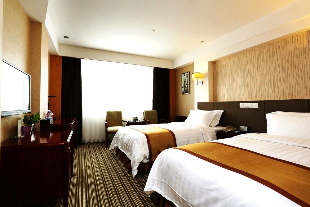 undefined Shenzhen Sichuan Hotel 3