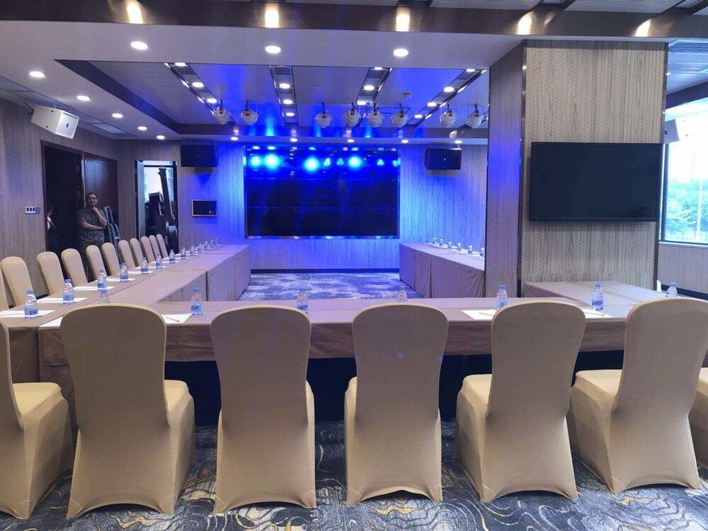 undefined Shenzhen Sichuan Hotel 6