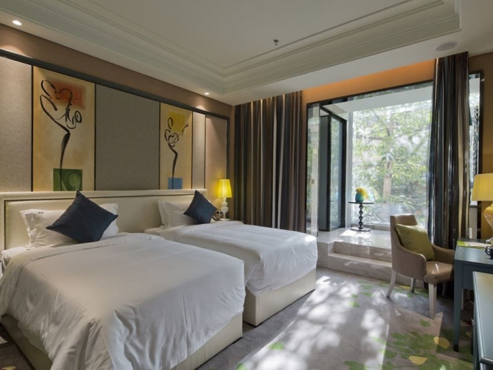 GreenTree Eastern Shenzhen Luohu East Gate Hotel Classic Twin Room 3