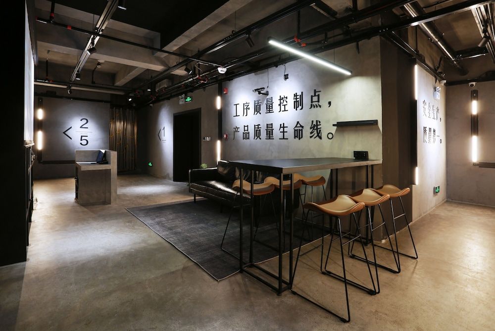 undefined Black Gold Factory Boutique Design Hotel 6