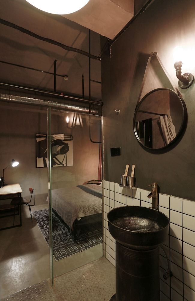 Black Gold Factory Boutique Design Hotel Exclusive Double Room 7