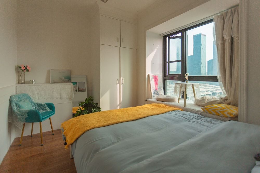 undefined ShengZheng LaCave Apartment(Shenzhen Convention & Exhibition Center)  - Hostel