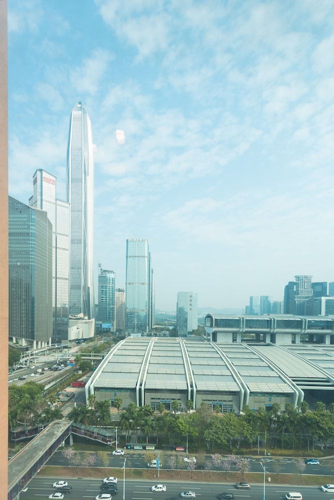 undefined ShengZheng LaCave Apartment(Shenzhen Convention & Exhibition Center)  - Hostel 7