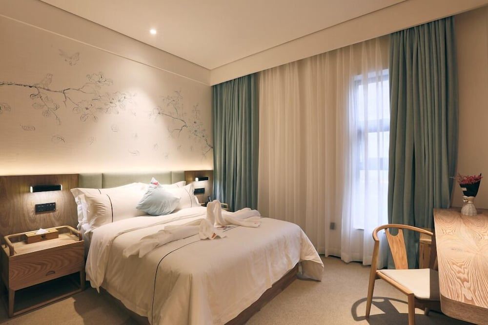 Shenzhen Leader Art Hotel Superior Double Room 4