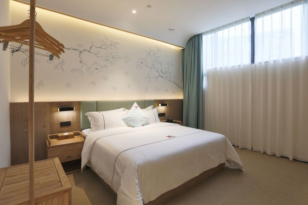 Shenzhen Leader Art Hotel Elegant Double Room