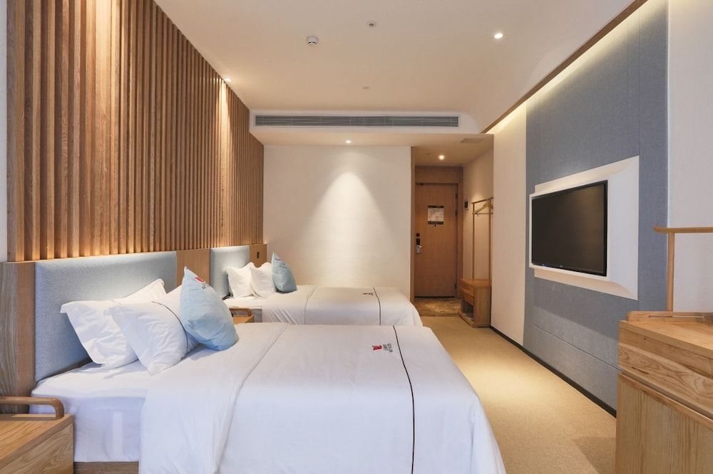 Shenzhen Leader Art Hotel Deluxe Twin Room