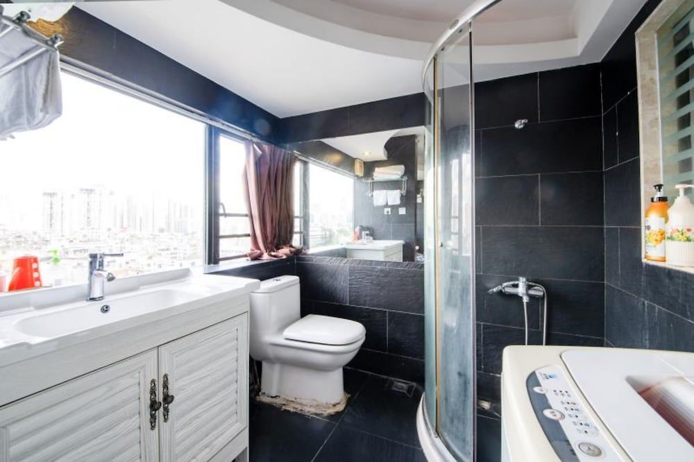 undefined Shenzhen To World Holiday Apartment 2