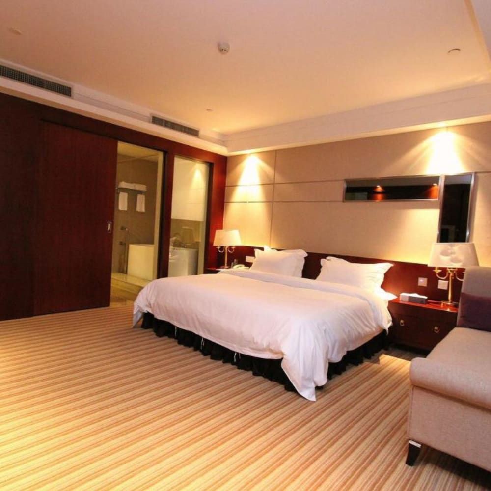 undefined Shenzhen Haosheng Garden Hotel 4