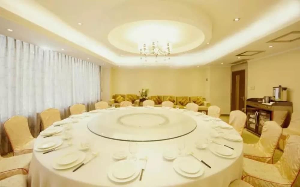 undefined Shenzhen Caiwuwei Hotel 7