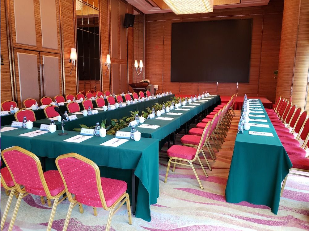 undefined Shenzhen Fuqinglong Huatian Hotel 5