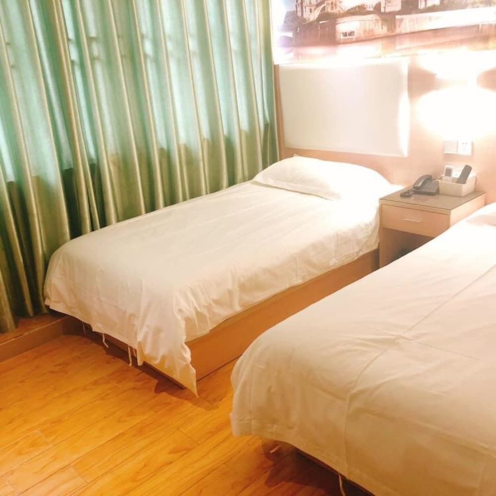 undefined Sophie Roland Hotel - Shenzhen Huaqiangbei Branch 6