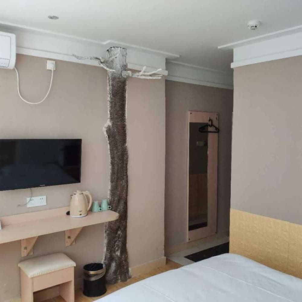 undefined Sophie Roland Hotel - Shenzhen Huaqiangbei Branch 4