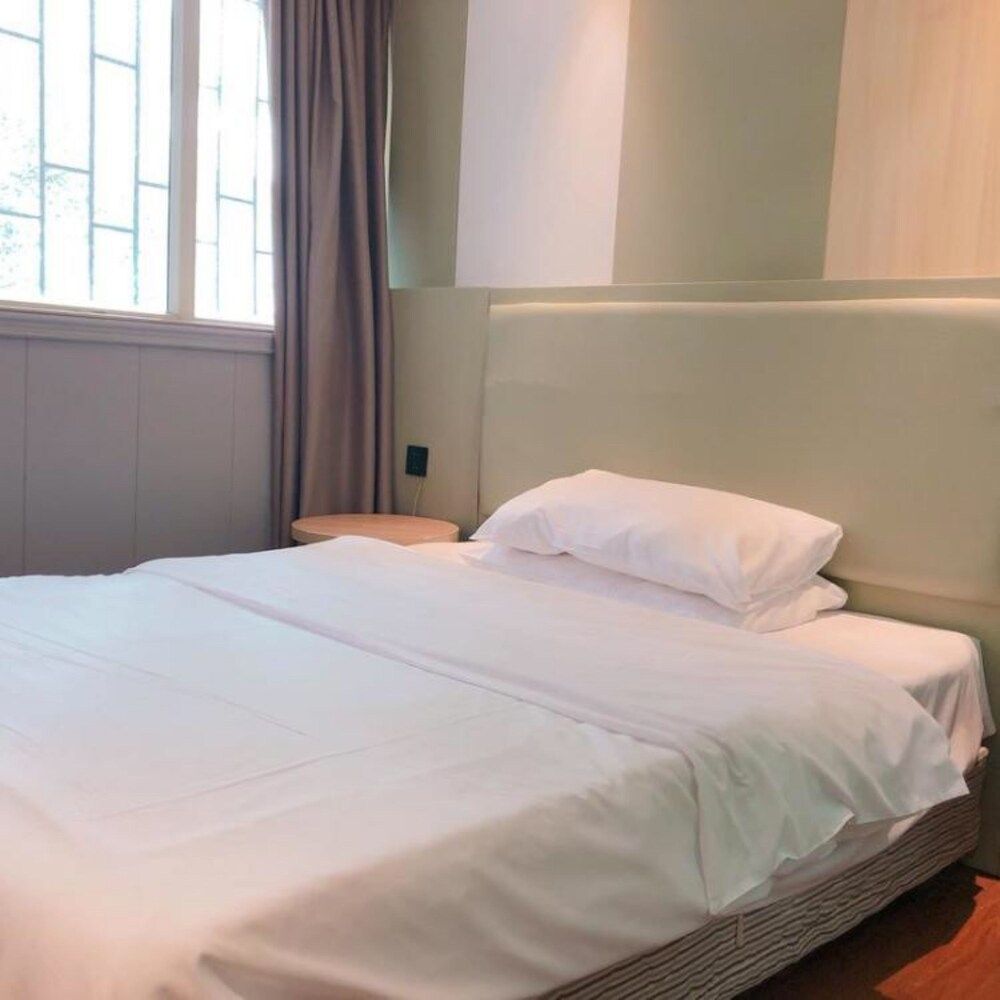 undefined Sophie Roland Hotel Shenzhen Huaxin 2