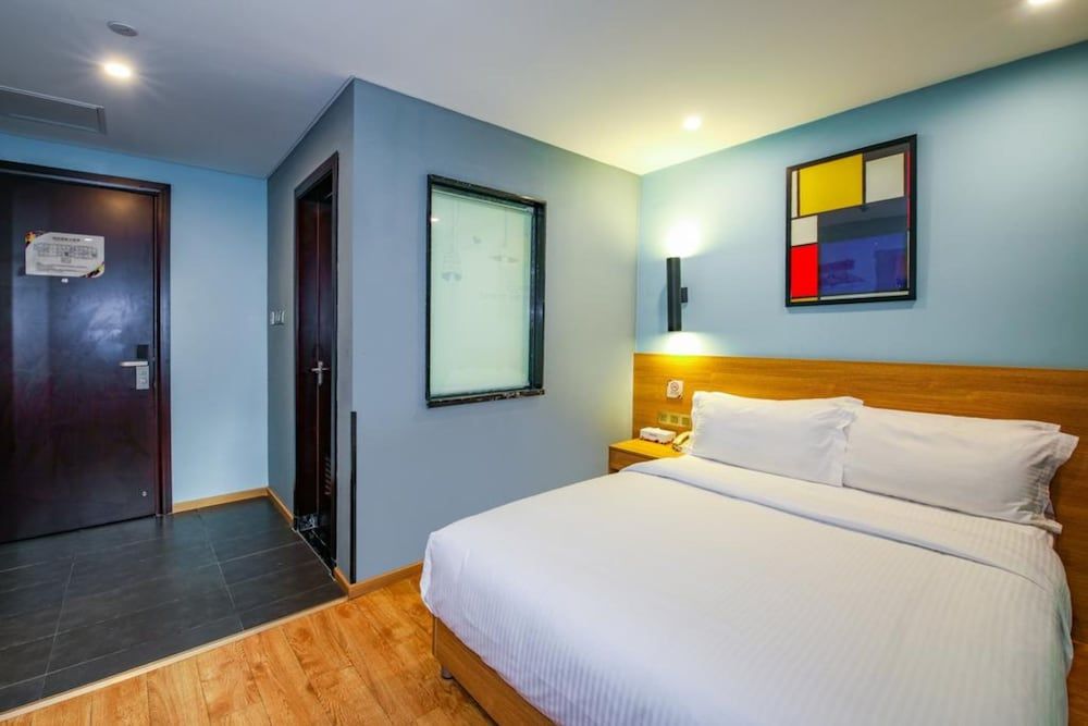 undefined Shenzhen Seg Maker Hotel 6