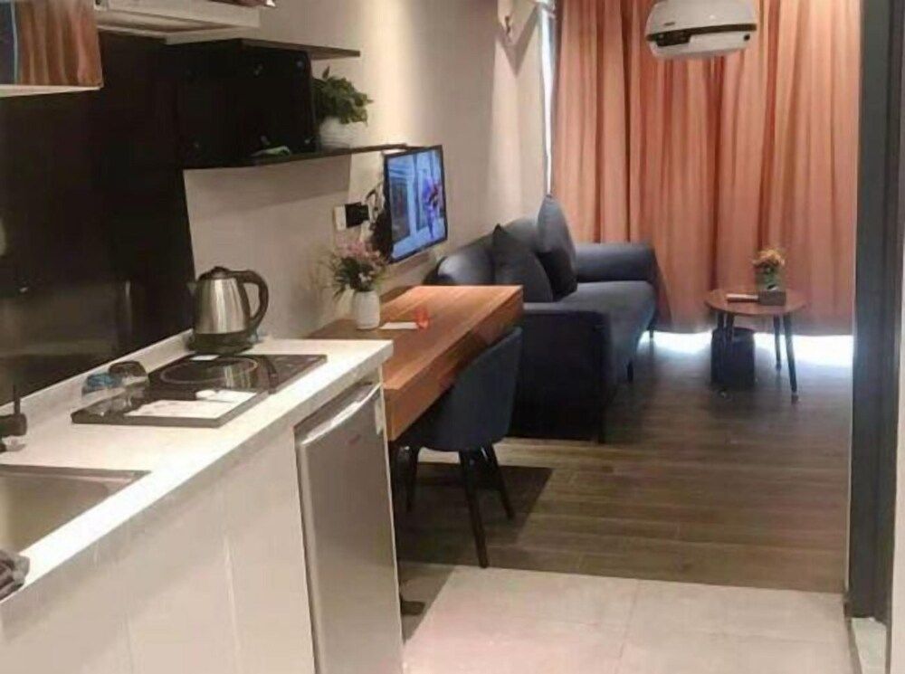 undefined Shenzhen Blueberry Hotel Airport Branch 8